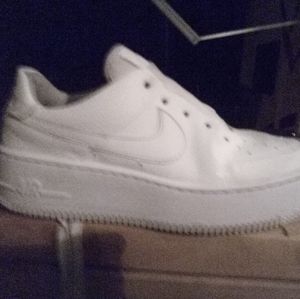 AF1